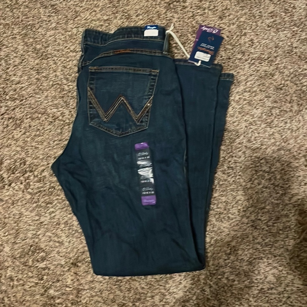 Wrangler Q baby jeans . Brand new